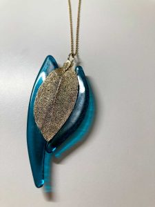 nuova-vita-a-una-foglia-d'oro
