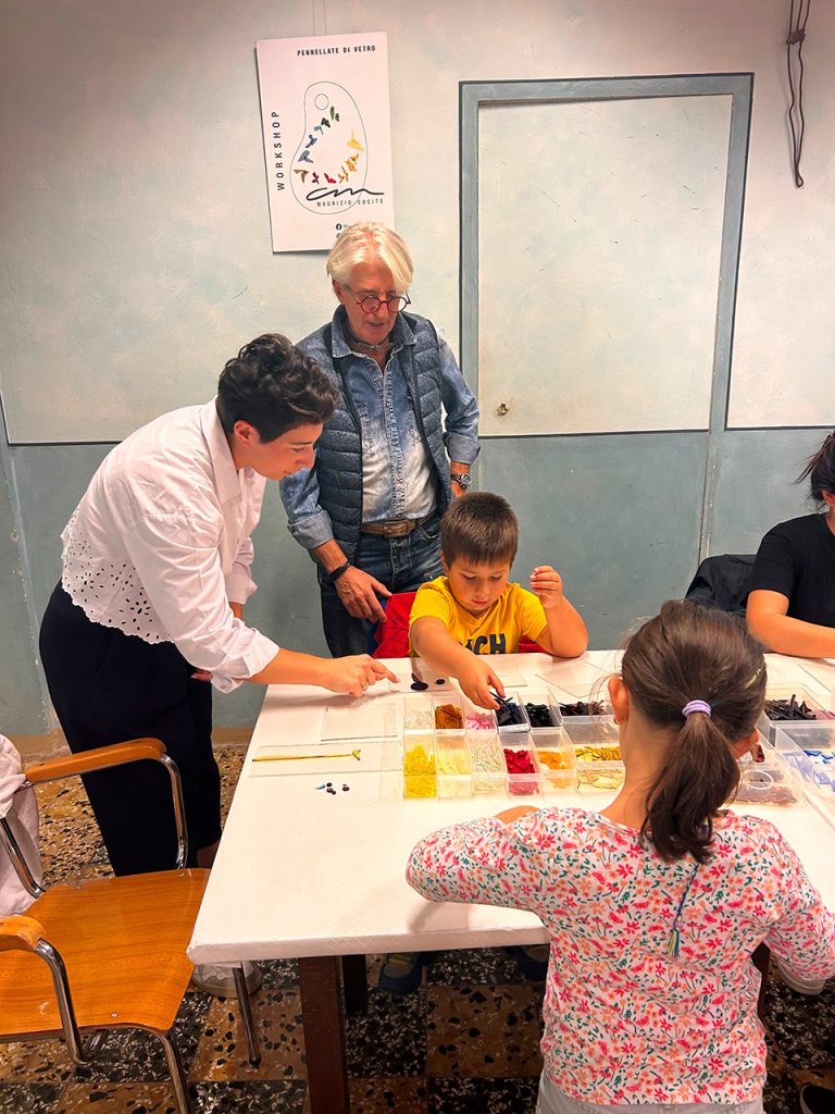 workshop-vetrofusione-bambini-10