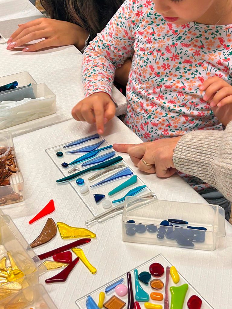 workshop-vetrofusione-bambini-10